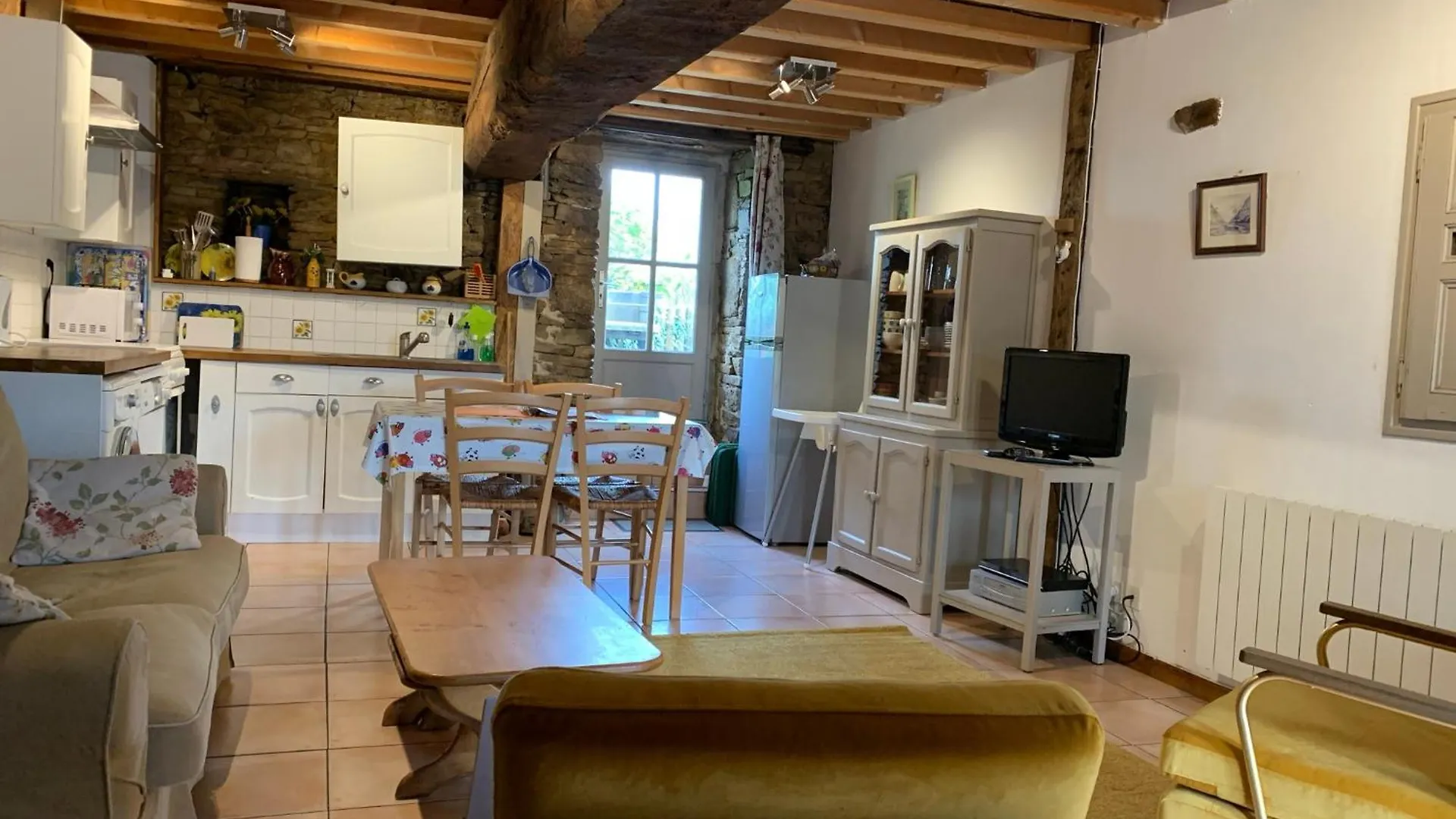 Hébergement de vacances Villa Les Hirondelles à Les Portes du Coglais